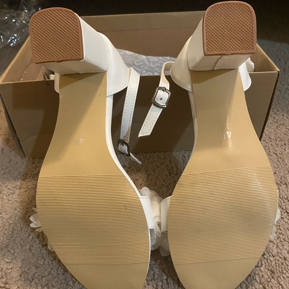 Wedding shoes - Picture 3 of 3
